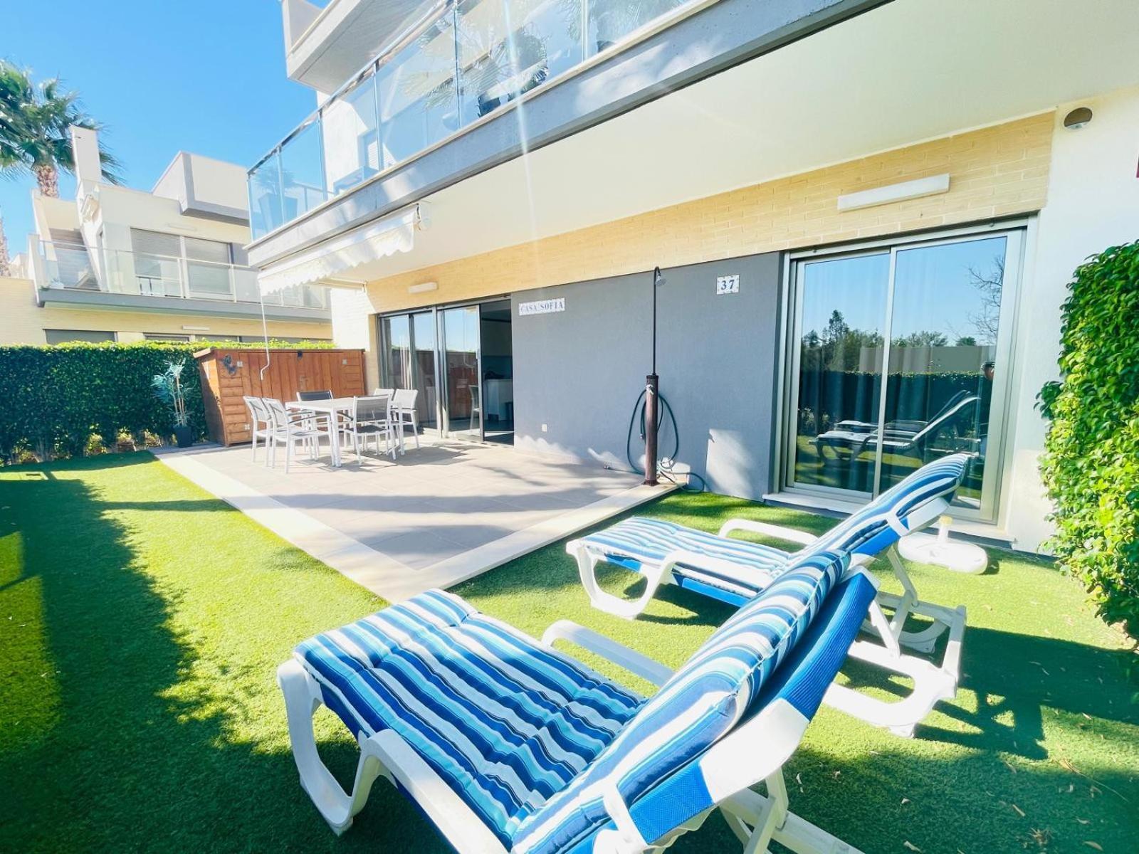オリウエラ3077 Residencia Azahar Gardenアパートメント エクステリア 写真