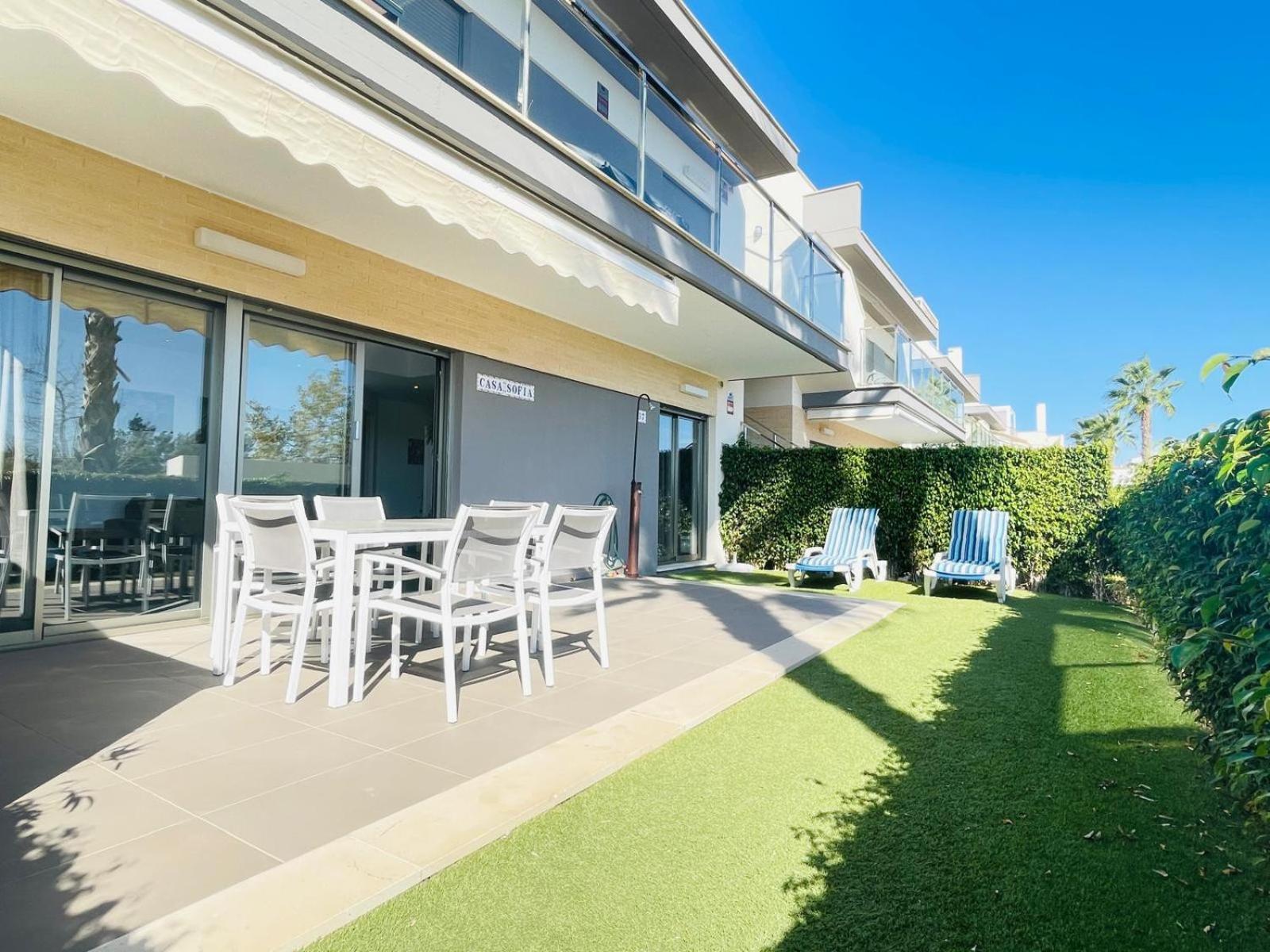 オリウエラ3077 Residencia Azahar Gardenアパートメント エクステリア 写真
